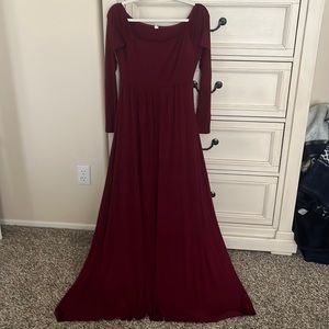 Size large Pink Blush Burgundy off shoulder jersey knit dress EUC.